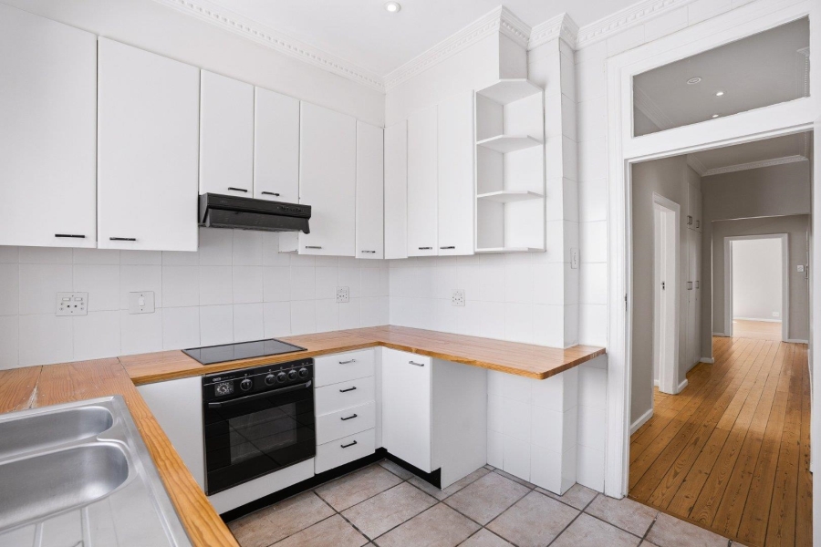 To Let 2 Bedroom Property for Rent in Sea Point Western Cape